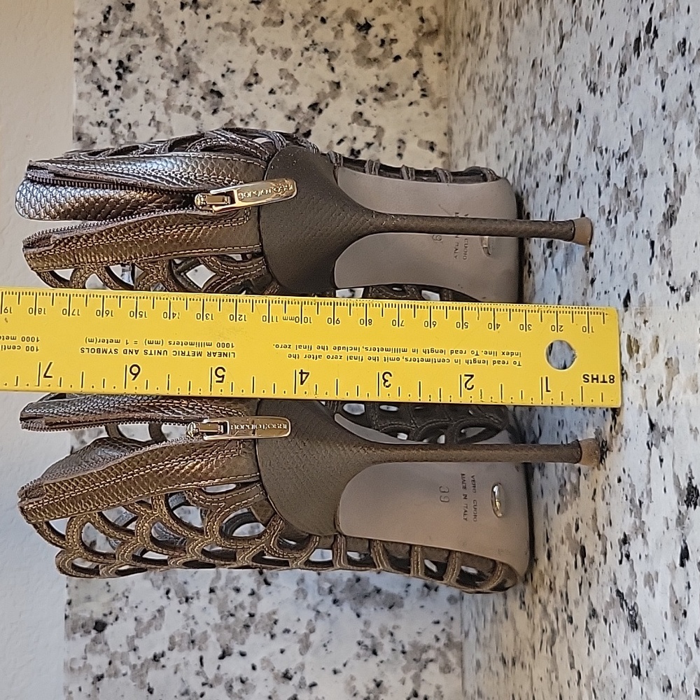 Exquisite pair of Sergio Rossi heels sz 9 - Picture 8 of 15